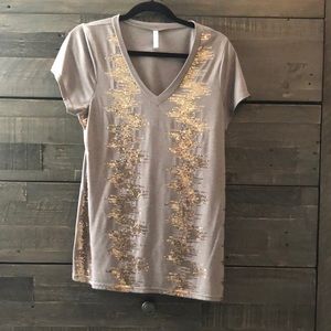 Bronze/Tan t-shirt